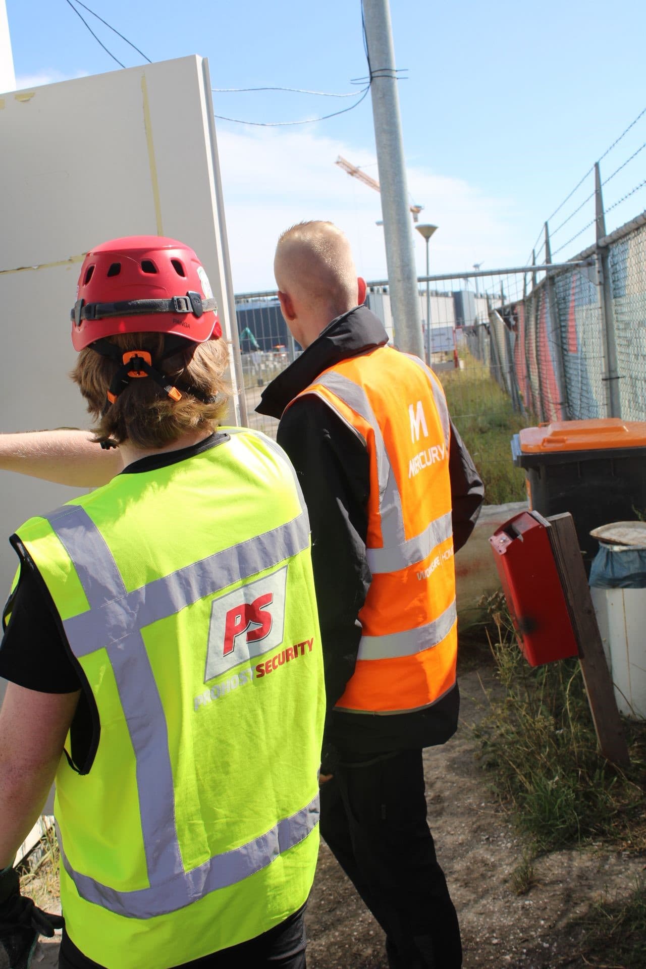 Beveiliger op terrein